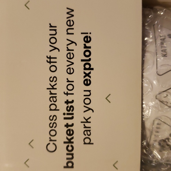 Parks of the US Bucket List Water Bottle,Size 32oz, Retail $58.00 - Picture 9 of 16